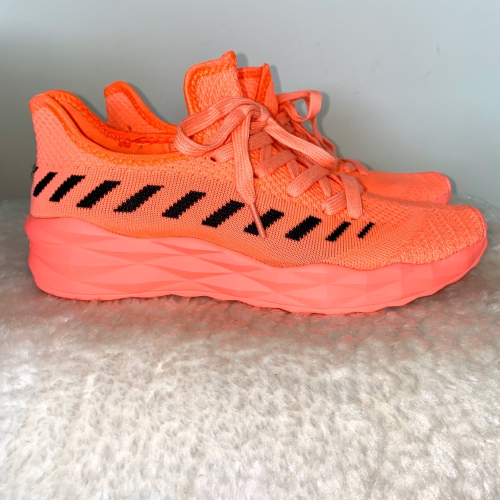⚠️ LAST pair size 7 FREE SHIP🔥Neon Coral Sneakers - Picture 4 of 10